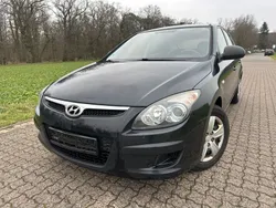 Schwarz Gebraucht 2010 Hyundai i30 Edition Limousine | 1.690 € (Guter Preis)