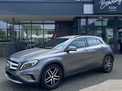 Grau Gebraucht 2016 Mercedes GLA220 SUV | 16.980 € (Fairer Preis)