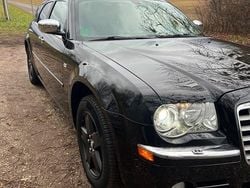 Schwarz Gebraucht 2009 Chrysler 300C Touring Kombi | 7.000 € (Fairer Preis)