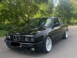 Schwarz Gebraucht 1989 BMW 325 Shadowline Coupé | 23.900 €