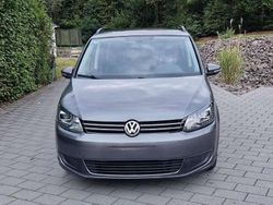 Grau Gebraucht 2011 VW Touran Comfortline Van / Kleinbus | 6.590 € (Superpreis)