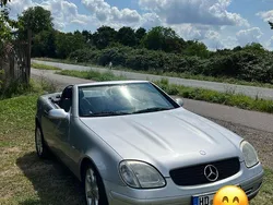 Grau Gebraucht 1999 Mercedes SLK200 Cabrio | 2.600 € (Guter Preis)