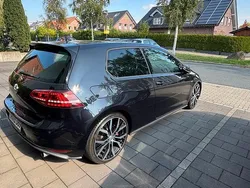 Schwarz Gebraucht 2015 VW Golf GTI Coupé | 15.900 €