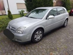Silber Gebraucht 2004 Opel Signum Kleinwagen | 1.500 € (Guter Preis)