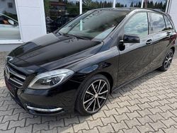 Schwarz Gebraucht 2014 Mercedes B200 Night Van / Kleinbus | 9.999 € (Fairer Preis)
