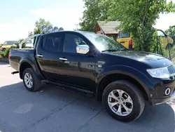 Schwarz Gebraucht 2012 Mitsubishi L200 Invite Abholung | 12.800 € (Teuer)