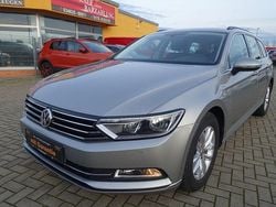 Grau Gebraucht 2016 VW Passat Limousine | 13.950 € (Guter Preis)