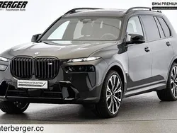 Grau Gebraucht 2024 BMW X7 M Sport SUV | 118.800 €