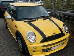 Gelb Gebraucht 2004 Mini ONE Kleinwagen | 2.500 € (Teuer)