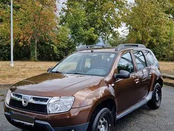 Braun Gebraucht 2012 Dacia Duster Lauréate SUV | 4.500 € (Fairer Preis)