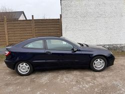 Blau Gebraucht 2005 Mercedes C180 Coupé | 4.100 € (Guter Preis)