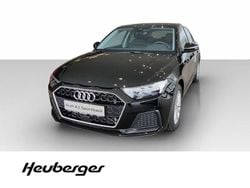 Mythosschwarz metallic Neu 2025 Audi A1 Sportback Advanced Kleinwagen | 26.990 € (Fairer Preis)