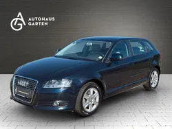 Blau Gebraucht 2010 Audi A3 Attraction Limousine | 5.950 € (Superpreis)