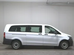 Weiss Gebraucht 2020 Mercedes Vito Van / Kleinbus | 29.480 € (Guter Preis)