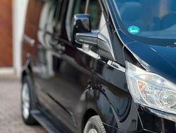Schwarz Gebraucht 2017 Ford Tourneo Custom Titanium Van | 31.000 €
