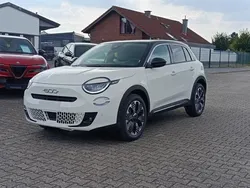Weiß Neu 2025 Fiat 600E La Prima SUV | 40.490 €