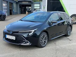 Mysticschwarz Gebraucht 2025 Toyota Corolla Kombi | 35.540 € (Teuer)