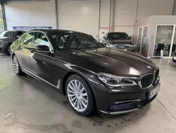 Braun Gebraucht 2016 BMW 730 Limousine | 27.950 € (Fairer Preis)