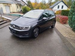 Grau Gebraucht 2016 VW Golf Sportsvan Allstar Van / Kleinbus | 14.000 € (Fairer Preis)