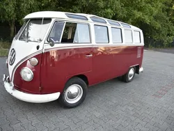 Rot Gebraucht 1966 VW T1 Van | 55.000 €