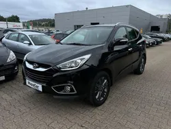 Schwarz Gebraucht 2015 Hyundai ix35 Style SUV | 9.990 € (Fairer Preis)