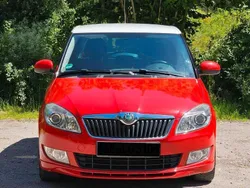 Rot Gebraucht 2010 Skoda Fabia SportLine Limousine | 4.800 € (Teuer)