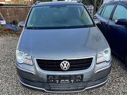 Grau Gebraucht 2007 VW Touran Trendline Van / Kleinbus | 2.999 € (Superpreis)