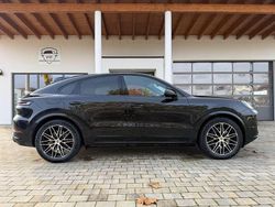 Schwarz Gebraucht 2025 Porsche Cayenne Black Edition SUV | 124.880 €