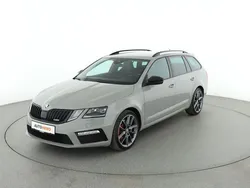 Grau Gebraucht 2018 Skoda Octavia RS Kombi | 23.350 € (Teuer)