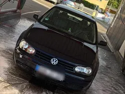 Blau Gebraucht 1998 VW Golf IV Limousine | 2.200 € (Fairer Preis)