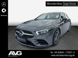 Grau Gebraucht 2022 Mercedes A200 Premium Limousine | 23.900 € (Guter Preis)