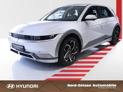 Weiss Gebraucht 2022 Hyundai Ioniq 5 SUV | 36.960 € (Fairer Preis)