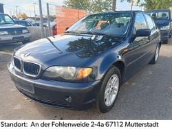 Blau Gebraucht 2004 BMW 316 Sport Line Limousine | 790 € (Superpreis)