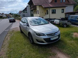 Silber Gebraucht 2014 Opel Astra Sport Kombi | 4.290 € (Guter Preis)