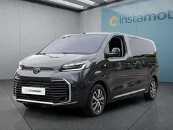 Grau Gebraucht 2024 Toyota Proace Van | 45.949 € (Fairer Preis)