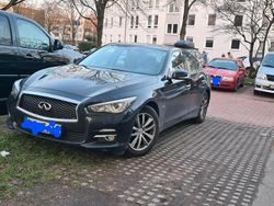 Schwarz Gebraucht 2017 Infiniti Q50 Limousine | 8.300 €