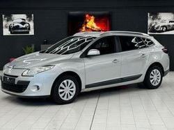 Grau Gebraucht 2012 Renault Mégane III Limousine | 4.499 € (Fairer Preis)