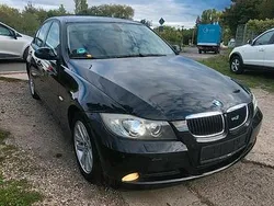 Schwarz Gebraucht 2008 BMW 318 Limousine | 4.400 € (Superpreis)
