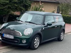 Grün Gebraucht 2012 Mini Cooper D Clubman Kombi | 6.950 € (Fairer Preis)