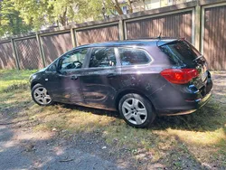 Schwarz Gebraucht 2011 Opel Astra Eco Kombi | 1.700 € (Superpreis)