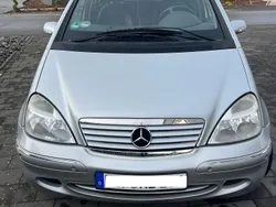 Grau Gebraucht 2003 Mercedes A170 Elegance Van / Kleinbus | 700 € (Superpreis)