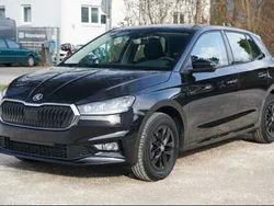 Schwarz Neu 2025 Skoda Fabia Drive Limousine | 19.590 € (Guter Preis)