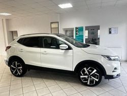 Weiß Gebraucht 2021 Nissan Qashqai Akari SUV | 19.999 € (Guter Preis)
