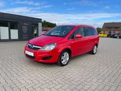 Power rot/traffic red ral3020 metallic Gebraucht 2011 Opel Zafira Design Edition Van / Kleinbus | 8.500 € (Teuer)