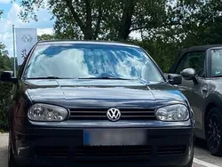 Blau Gebraucht 1999 VW Golf IV Kleinwagen | 350 €
