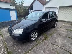 Schwarz Gebraucht 2007 VW Golf V Kleinwagen | 950 € (Guter Preis)