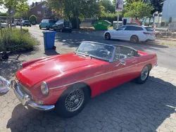 Rot Gebraucht 1964 MG B Cabrio | 18.000 €