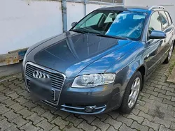 Grau Gebraucht 2007 Audi A4 Kombi | 5.800 € (Teuer)