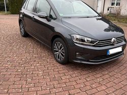 Grau Gebraucht 2016 VW Golf Sportsvan Allstar Van / Kleinbus | 13.900 € (Fairer Preis)