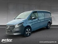 Vintageblau Gebraucht 2024 Mercedes Vito Van / Kleinbus | 52.348 €
